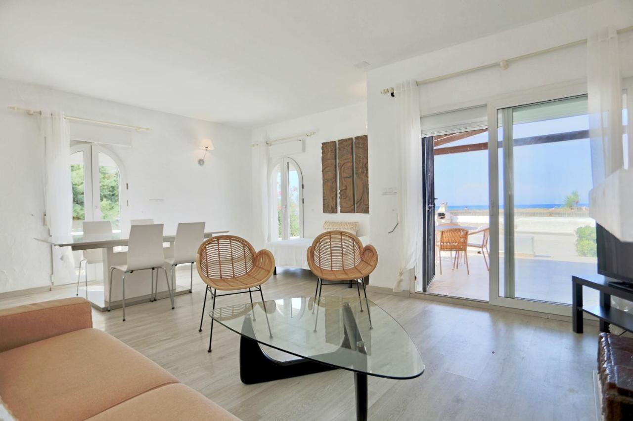 Urbanizacion El Oasis, 20 Villas En 1ª Linea Playa 德尼亚 外观 照片