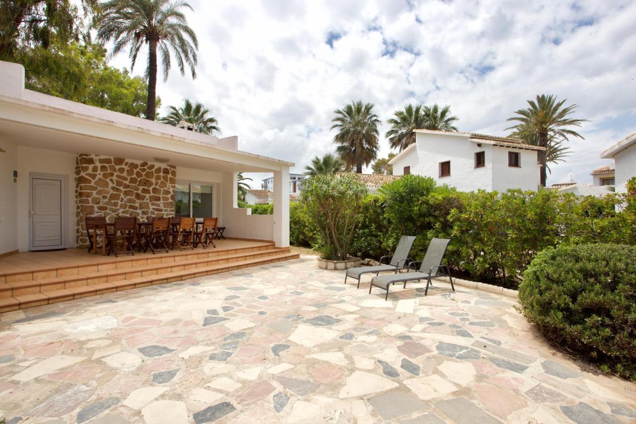 Urbanizacion El Oasis, 20 Villas En 1ª Linea Playa 德尼亚 外观 照片
