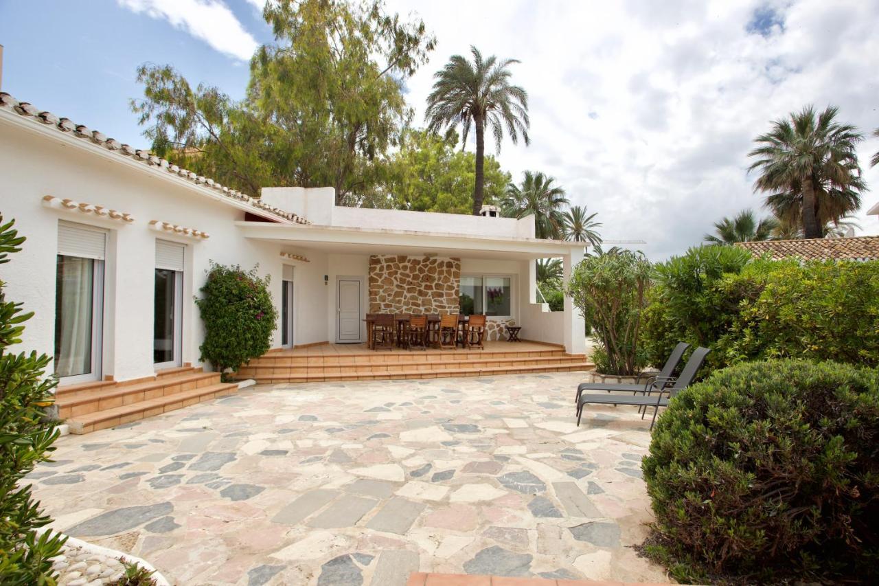 Urbanizacion El Oasis, 20 Villas En 1ª Linea Playa 德尼亚 外观 照片