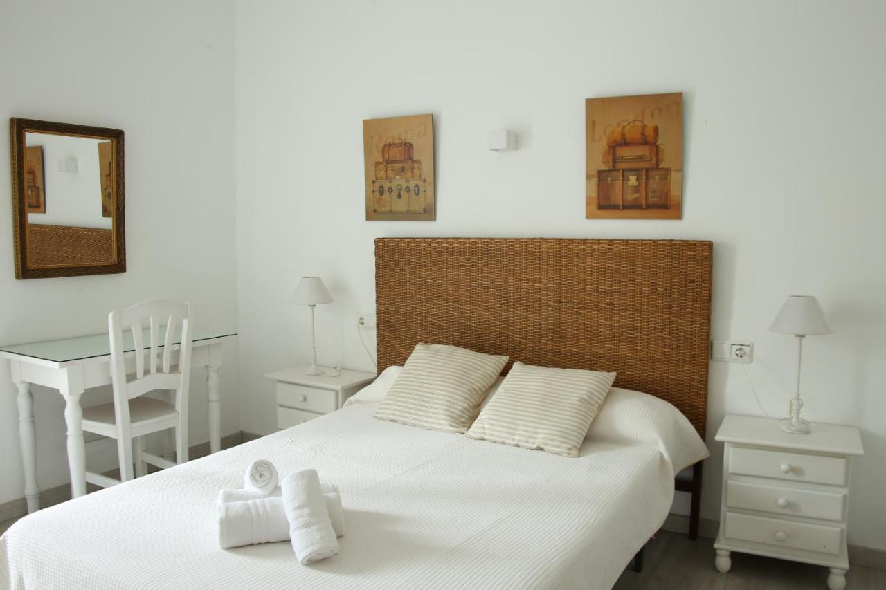 Urbanizacion El Oasis, 20 Villas En 1ª Linea Playa 德尼亚 外观 照片