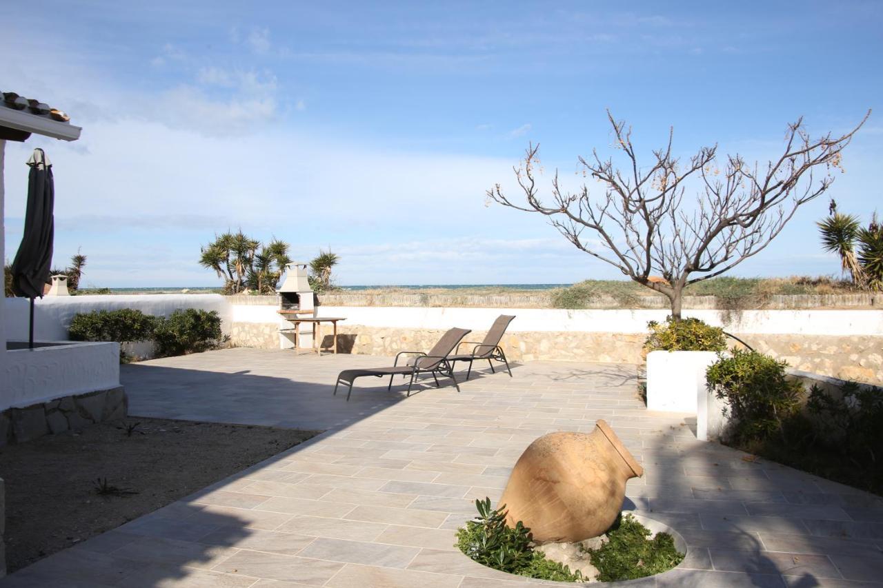 Urbanizacion El Oasis, 20 Villas En 1ª Linea Playa 德尼亚 外观 照片